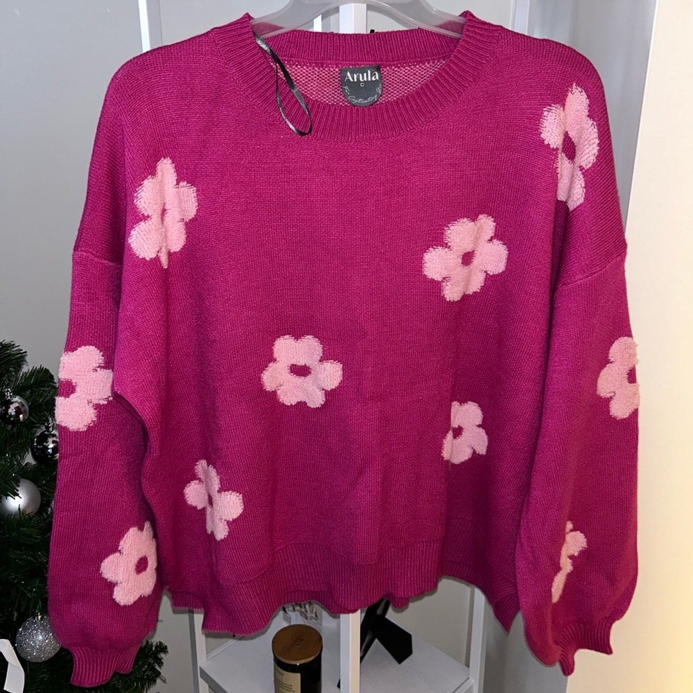Arula pink sweater, never worn with tags, size C